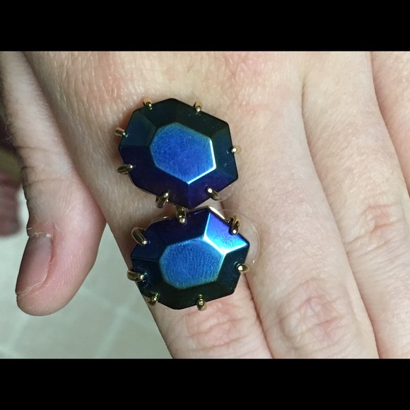 -sold-Kendra Scott black iridescent Morgans