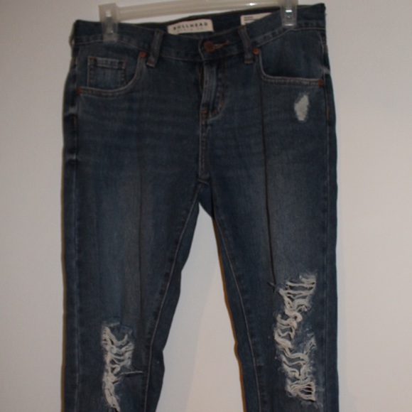 Distressed high wasted skinny jean