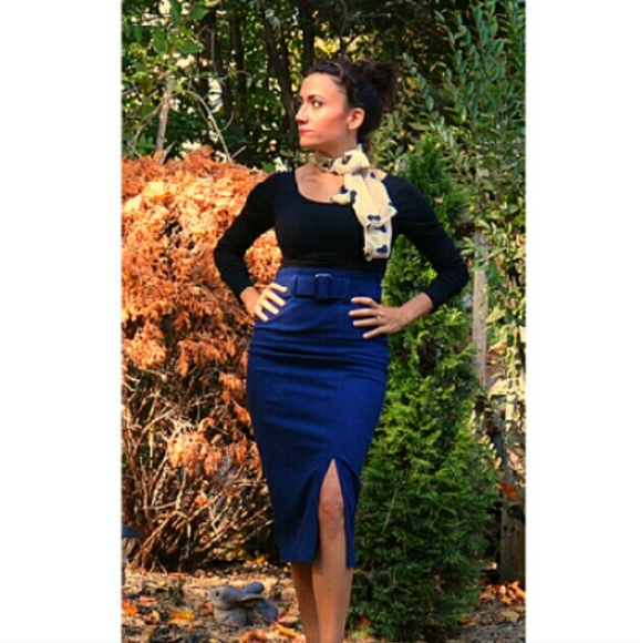 Navy blue heartbreaker fashion pencil skirt - Picture 2 of 5