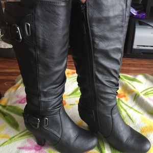 Black PU boots