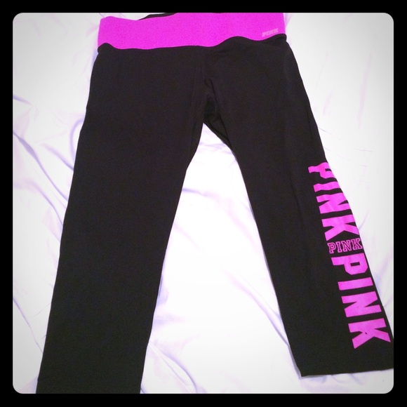VS pink yoga pants