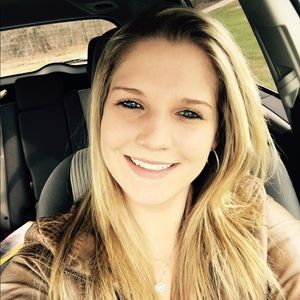 Meet your Posher, Renee