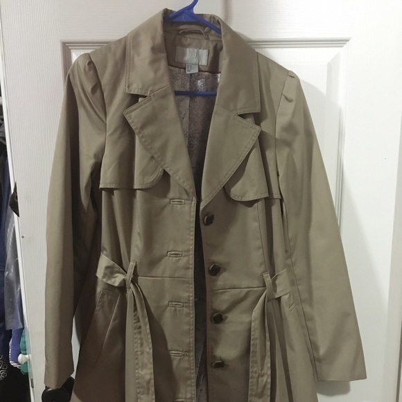 Trench coat