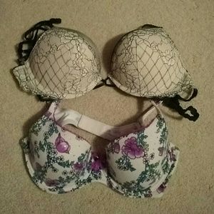 2 for 6! Victoria secret bra bundle