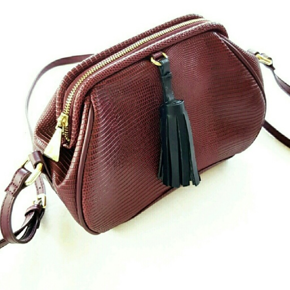 ʟɪᴢ ᴄʟᴀɪʙᴏʀɴᴇ | retro shoulder bag + tassels - Picture 2 of 4