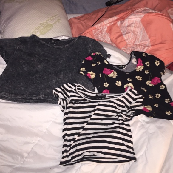 FOREVER 21 CROP TOP 3 pc bundle