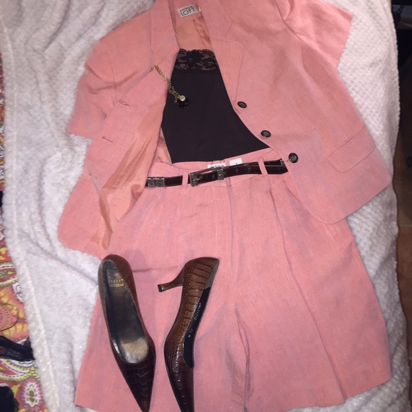 Ann Taylor Jackets & Blazers - 🎀🌸MAKE OFFER🎀🌸