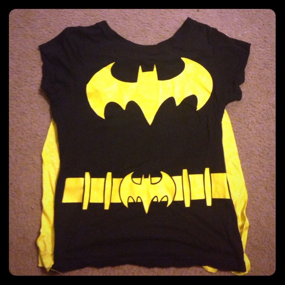 Superhero Batman shirt With Detachable Cape XL