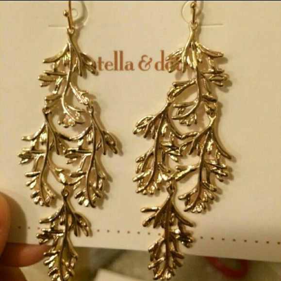 Stella and Dot Drop Chandelier Earrings