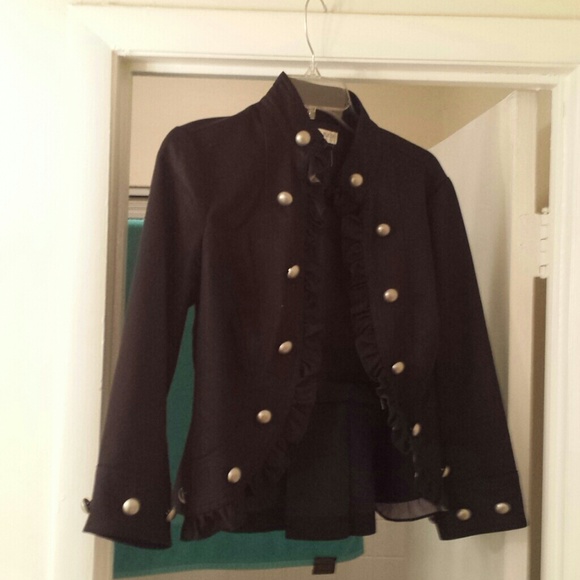 Black, buttoned blazer