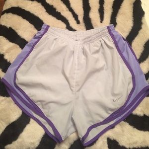 NIKE TEMPO SHORT NIKE TEMPO SHORT