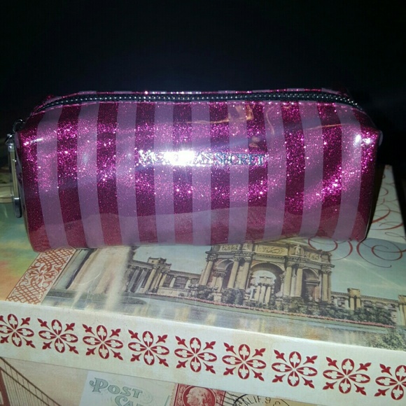 Makeup bag