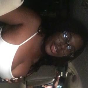 Meet your Posher, Dolores