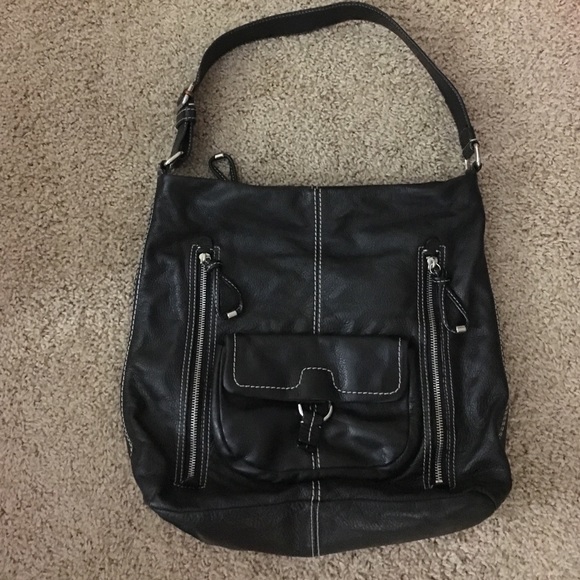Banana Republic Handbags - Banana Republic genuine leather shoulder bag black