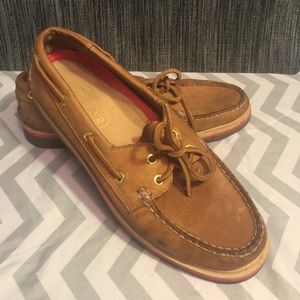 Sperry Top Sider loafer.