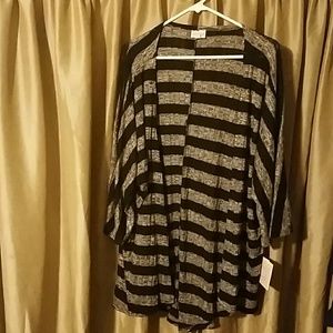 Lularoe Lindsay size medium