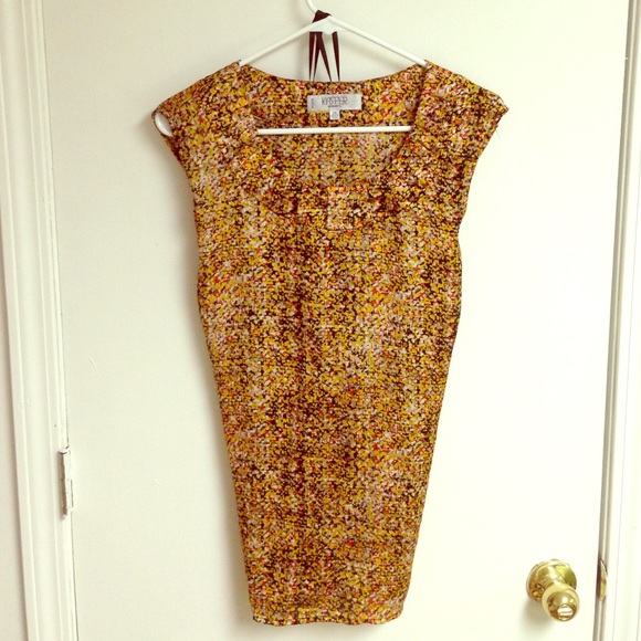 Gold, red, black and white silk shell size 2x