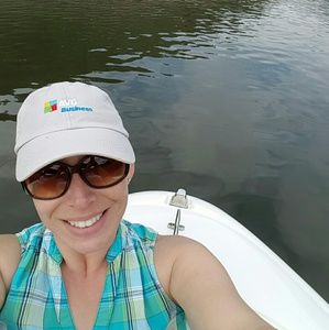 Meet your Posher, Falina