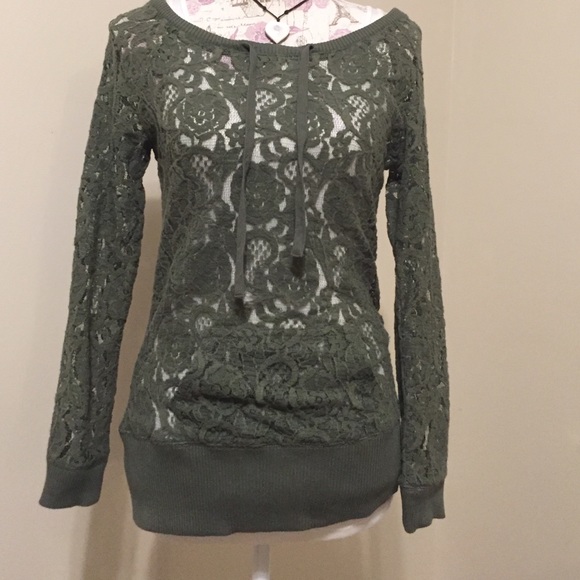 Lace long sleeve
