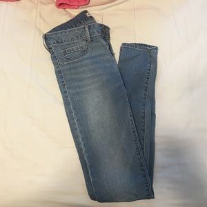 Light wash jeans