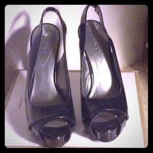 GUESS BLACK HEELS