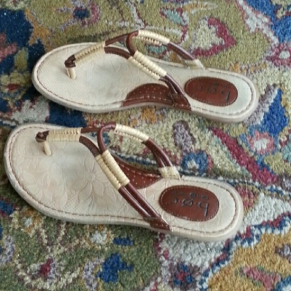 B.O.C Brown Tan Sandals 7 - Picture 1 of 3