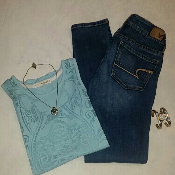 American Eagle Outfitters Denim - AMERICAN EAGLE MEDIUM WASH STRETCH SKINNY JEANS