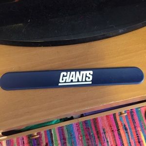 New York Giants slap bracelet