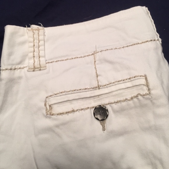 BKE Buckle Casual White Summer Pant! Size 25 - Picture 2 of 4