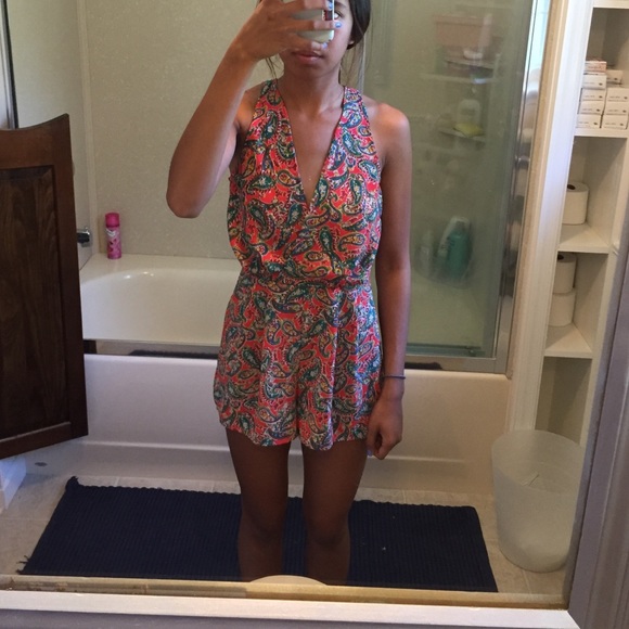 Charlotte Russe romper - Picture 3 of 4