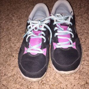 Womans Nikes