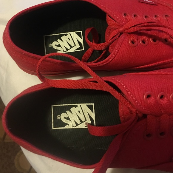 BRAND NEW VANS - Picture 3 of 4