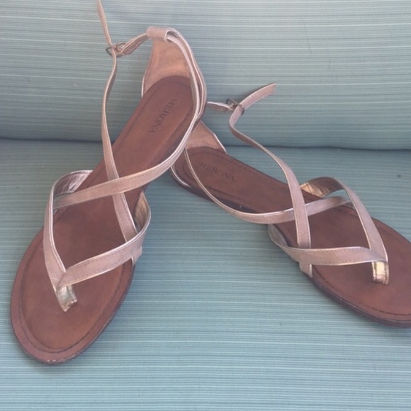 Merona Strappy gold and nude sandals flat