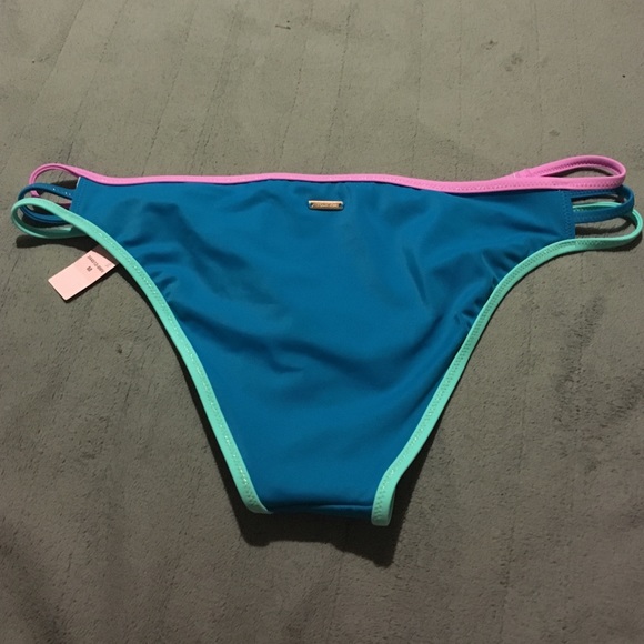 VS multi strappy bottoms - Picture 2 of 4