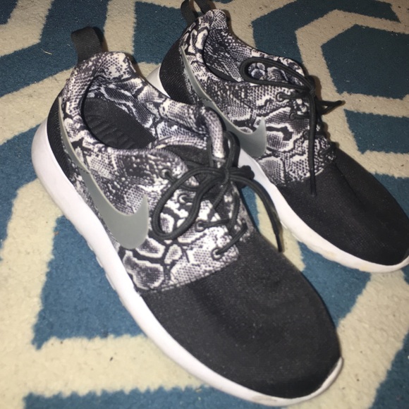 Roshe🛍🎈