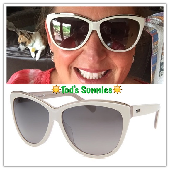 ☀NWT White Tod's Sunnies w/Case & Cloth☀️
