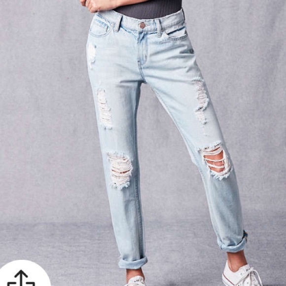slim fit boyfriend jeans distressed