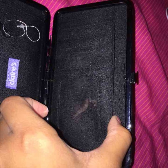 Black studded faux leather wallet from Claire's - Picture 4 of 4