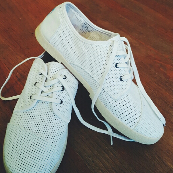 TOMS Shoes - TOMS Paseo Perforated Sneakers