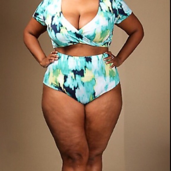 Other - 💋HOST PICK💋Crop Top Set BRAND NEW