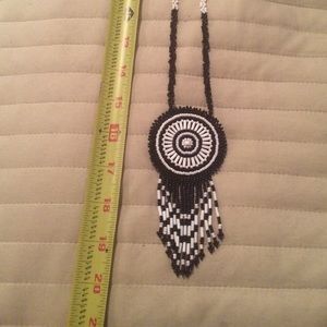NATIVE AMERICAN BEADED NECKLACE