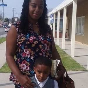 Meet your Posher, Sharon