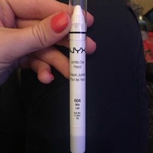Nyx jumbo eye pencil in milk