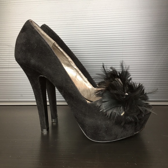 🎉🎉SALE🎉🎉 Flirty Dolce Peep Toe Platforms