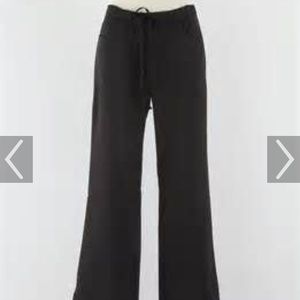 6 pairs of  scrub pants!