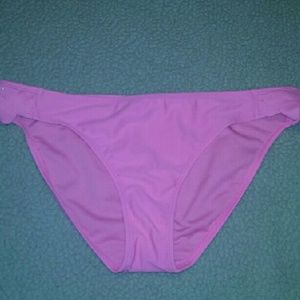 ruffled bathing suit bottoms