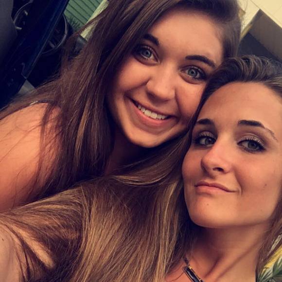 Meet your Posher, Cecilia - Picture 1 of 1