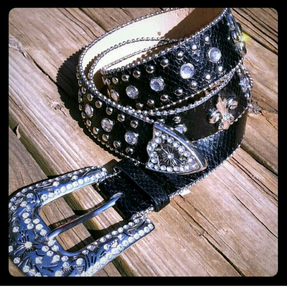 Accessories - Last chance✳Fleur de lis belt
