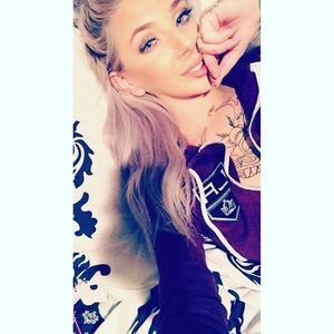 Meet your Posher, Taylor