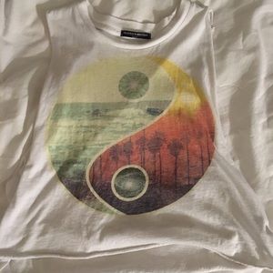 RARE BRANDY MELVILLE SHIRT